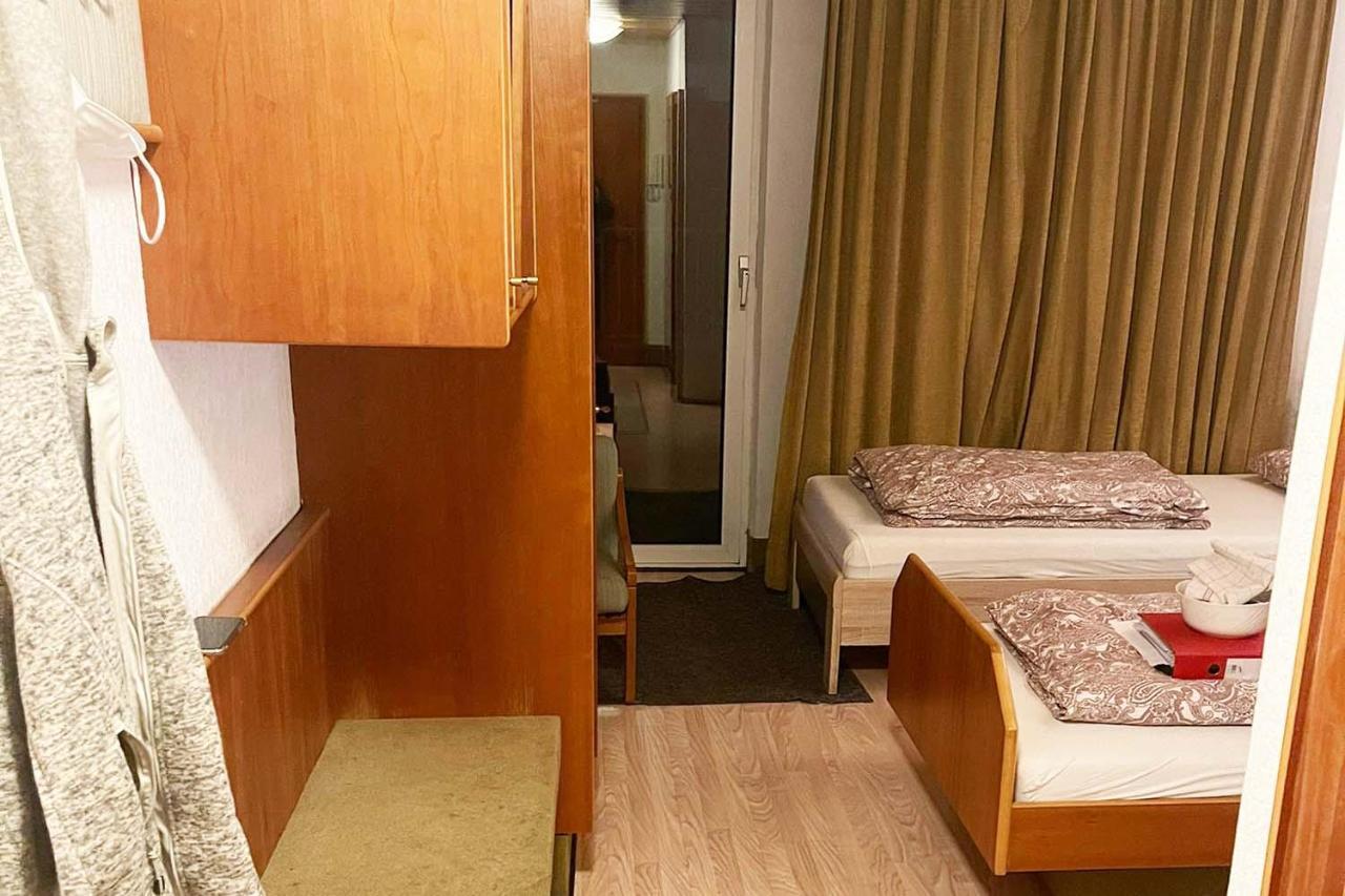 One Room Apartment In Bergisch Gladbach Eksteriør billede