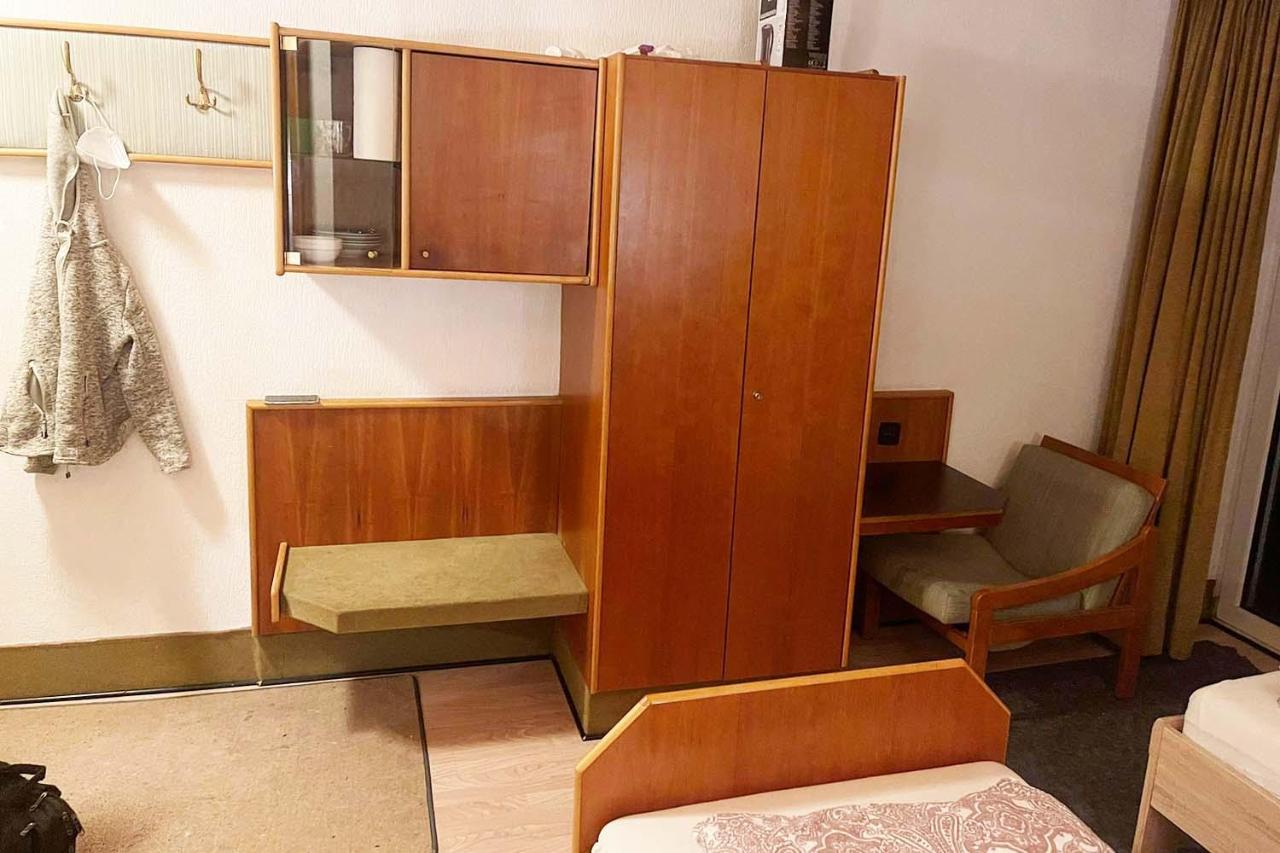 One Room Apartment In Bergisch Gladbach Eksteriør billede